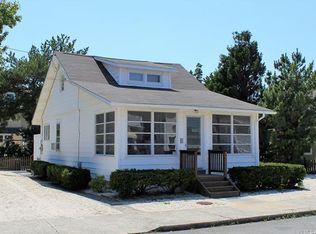 212 Ocean St, Beach Haven, NJ 08008