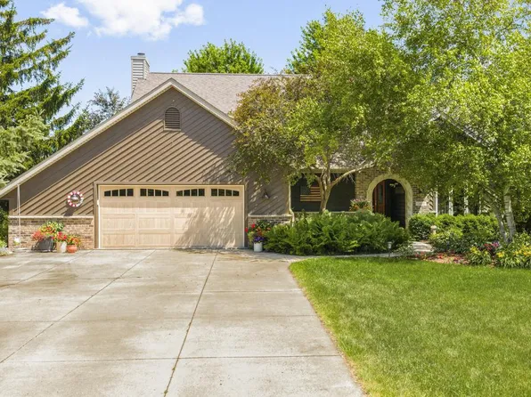 2819 Killarney COURT, West Bend, WI 53095