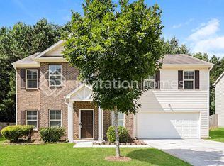 1816 Logan Ridge Cir, Loganville, GA 30052