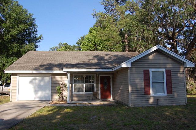 1st image of 146 NE 203rd Ave