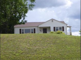 702 W Emory Rd #B, Powell, TN 37849