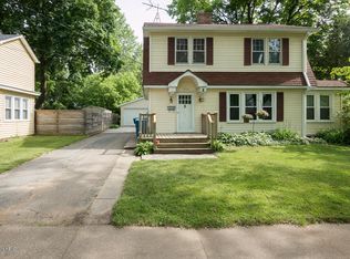 1210 Homecrest Ave, Kalamazoo, MI 49001