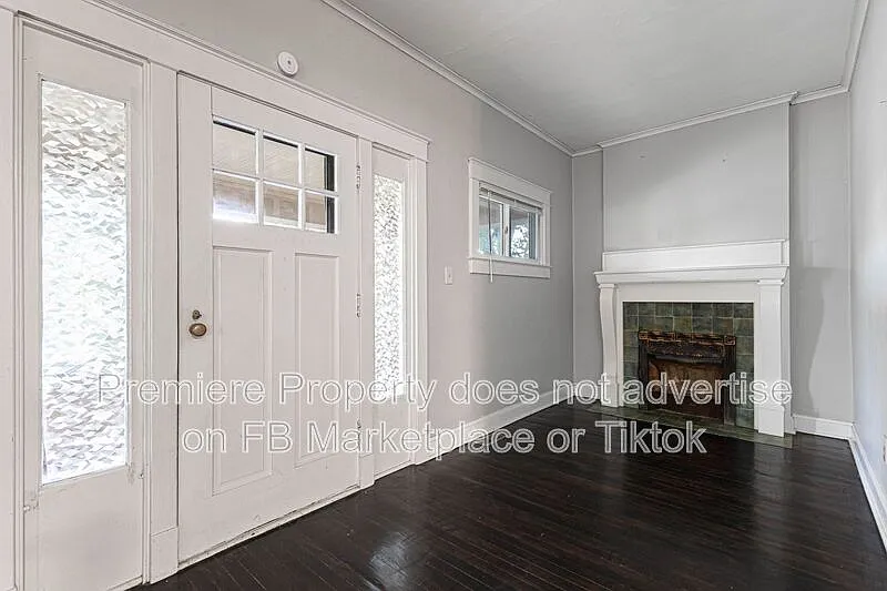 3 bed, 1.5 bath, 1154 sqft, $1,295 — Photo 3