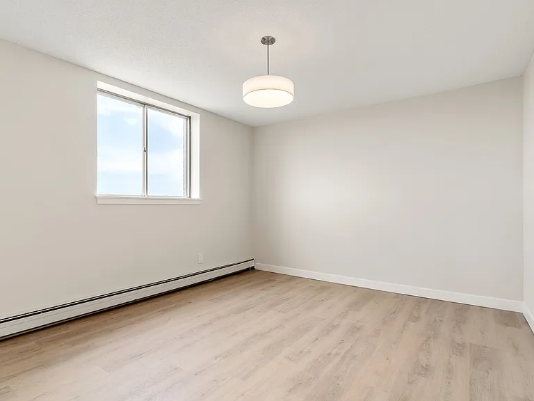 2720 College Ave — Photo 88