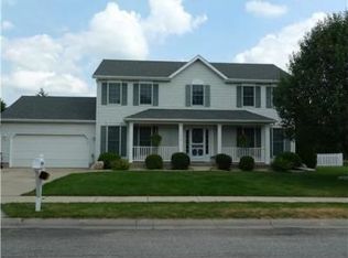 1018 Finch Dr, South Bend, IN