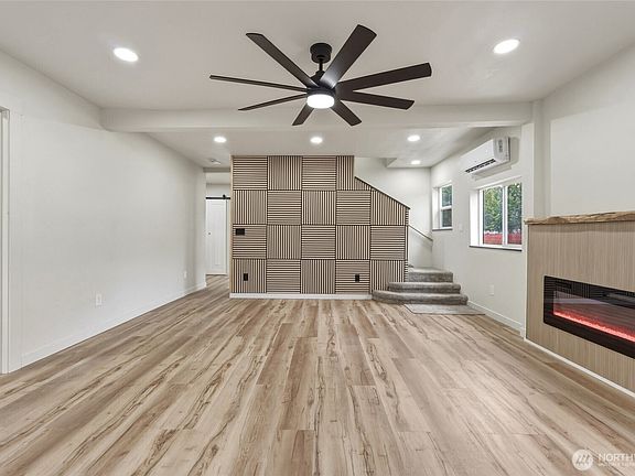 3rd image of 132 Drumheller Street