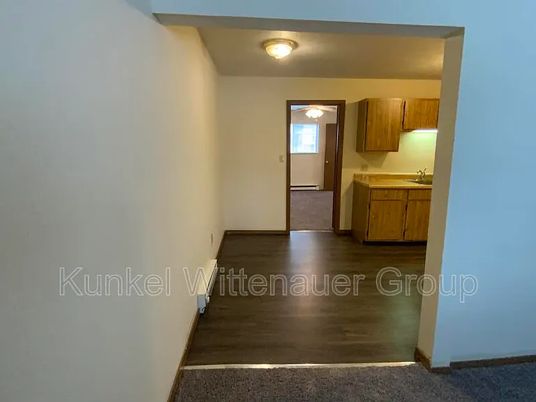 2611 Sierra Dr E — Photo 5