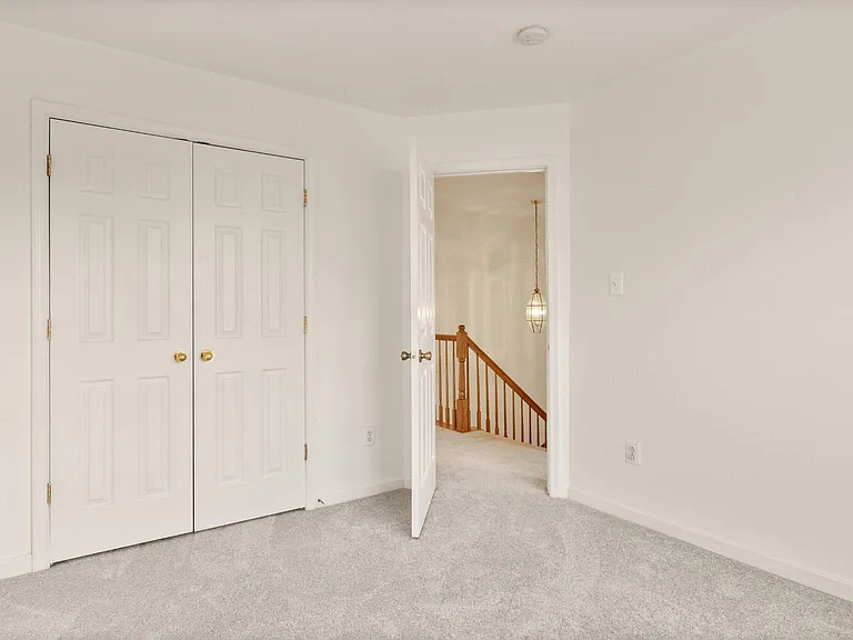 21753 Ladyslipper Sq — Photo 52