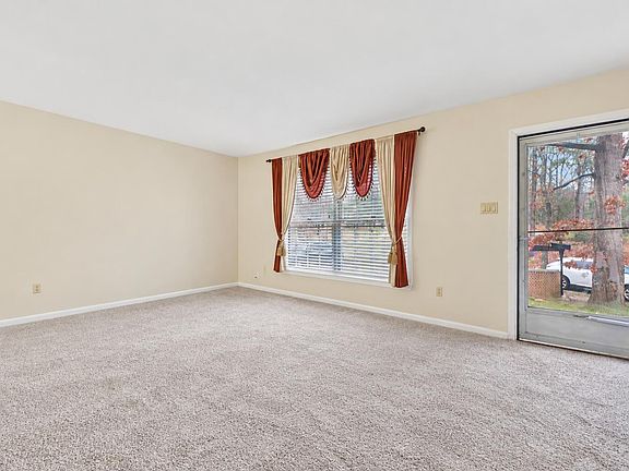 4th image of 726 Torredge Rd