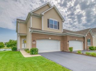 1147 Freedom Rd, Elburn, IL 60119