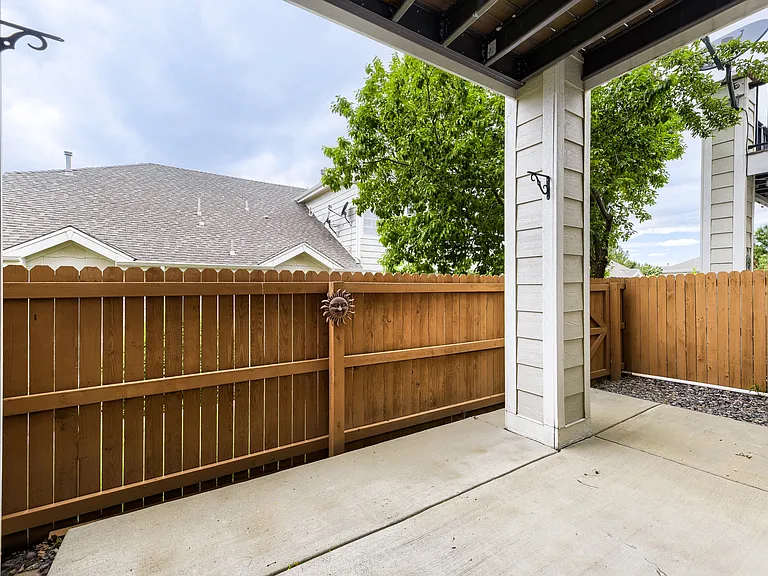2943 Mount Royal Dr — Photo 29