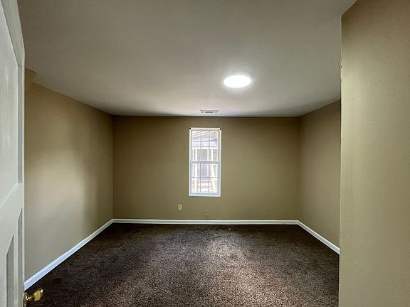 5th image of 525 N 9th St