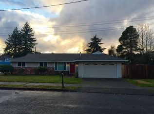 525 NW Riverview Pl, Gresham, OR