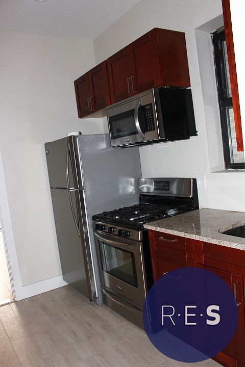 1st image of 677 Lincoln Pl APT 02B