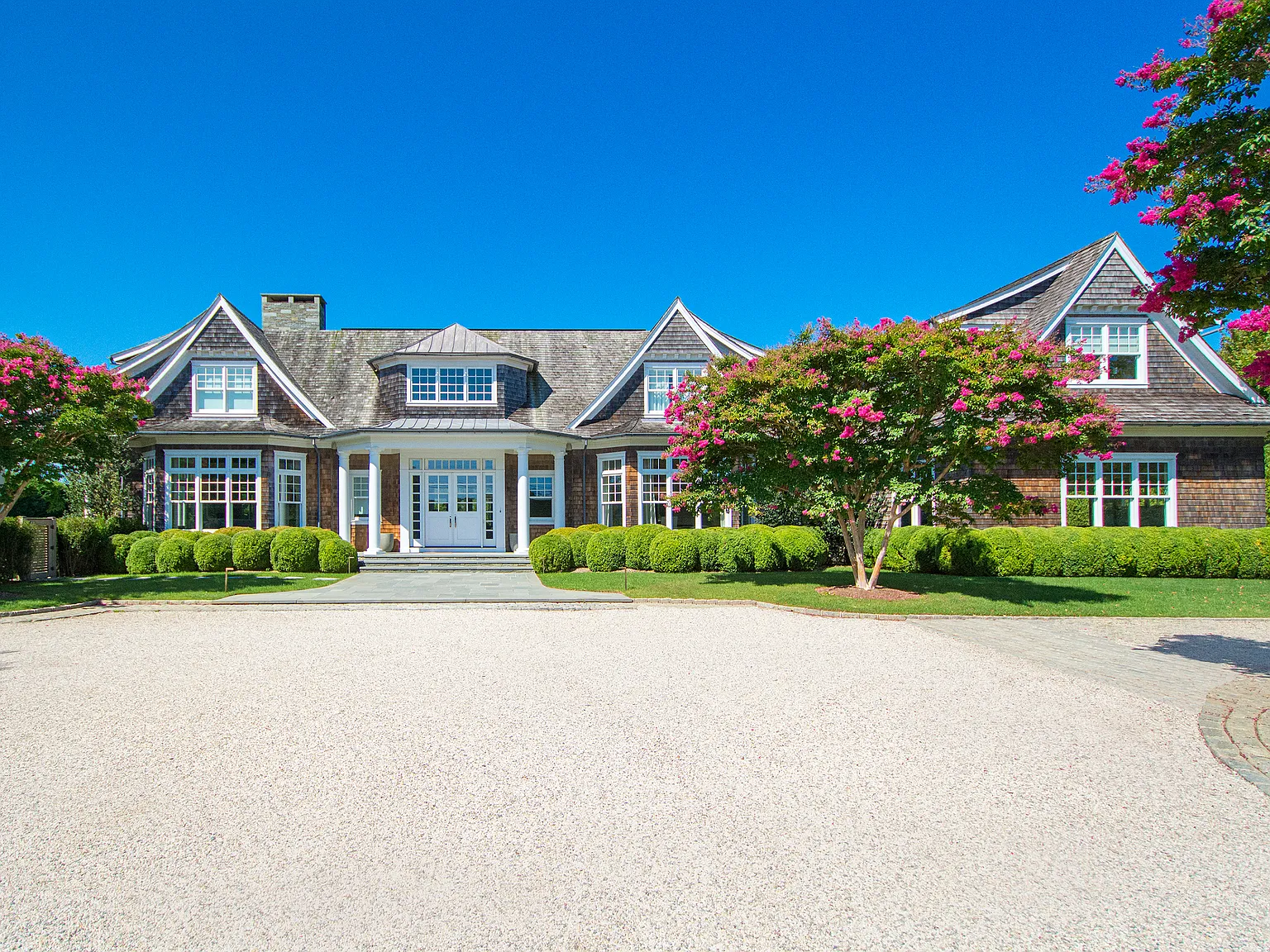 Resort Style Rental, Estate With Ocean & Bay Views — Photo 4
