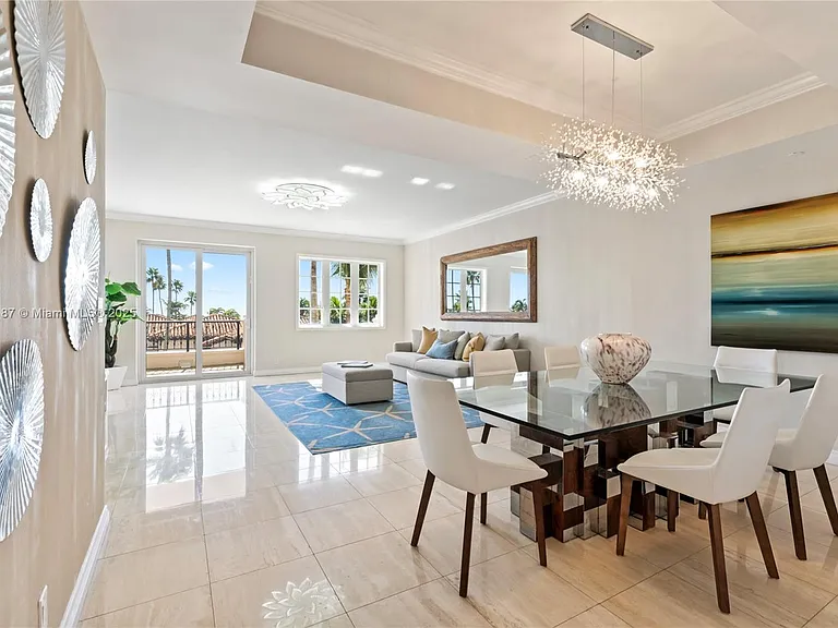 19133 Fisher Island Dr #19133 — Photo 23