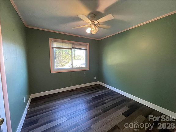 4th image of 3542 Orchard Rd
