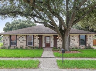 8440 Beechwood Ct, New Orleans, LA 70127