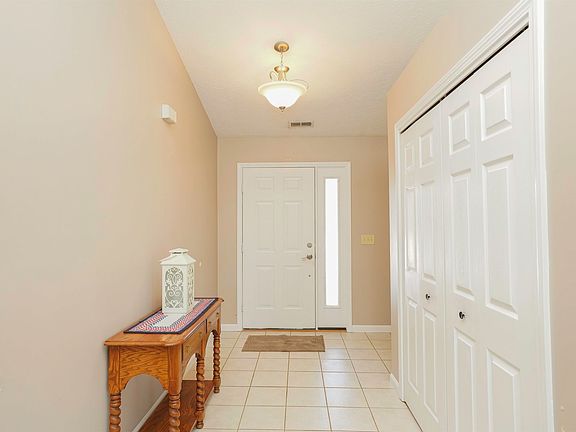 4th image of 6034 Flintlock Dr