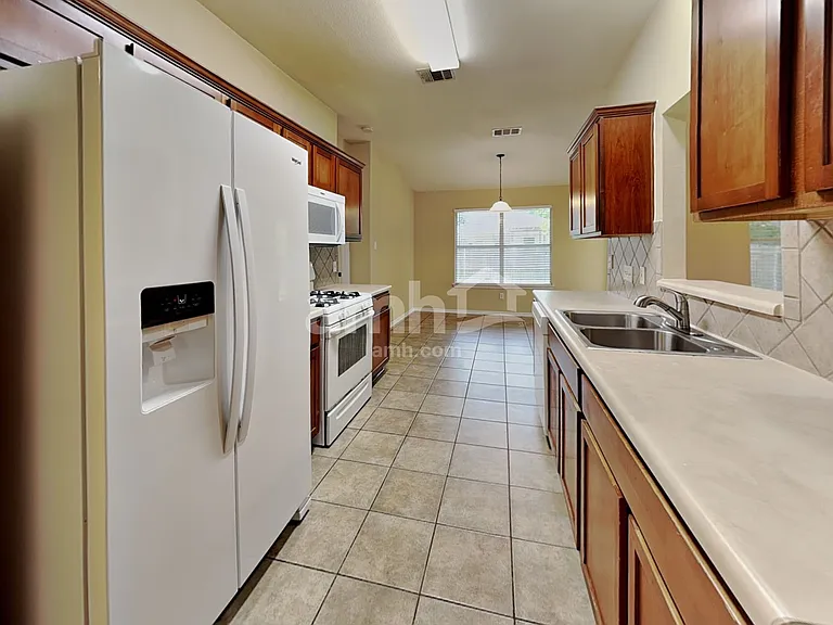 2605 Pearson Way — Photo 4