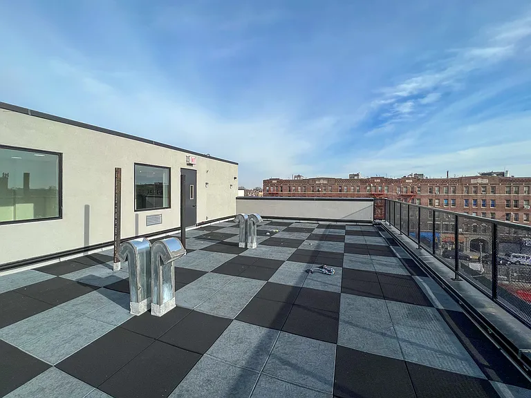 2909 Albemarle Rd #3R — Photo 9