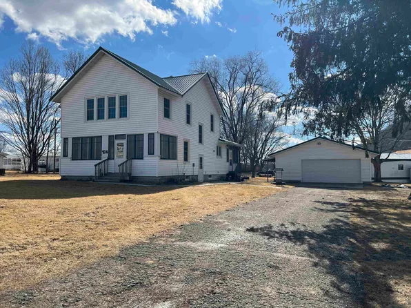 704 W Jefferson Ave, Harpers Ferry, IA 52146