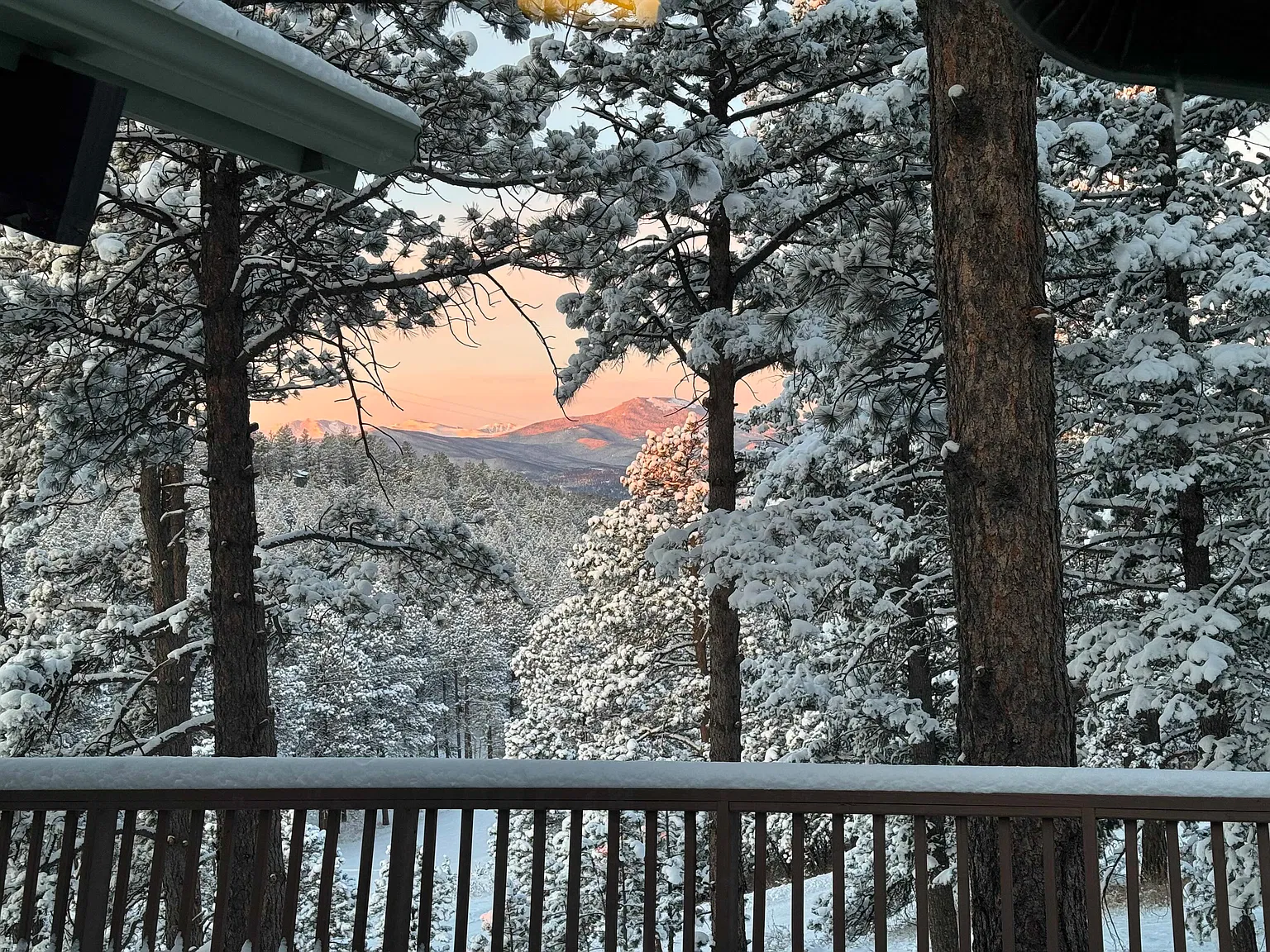 4 bed, 2844 sqft, $4,950 — Photo 4