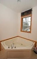 2nd image of 920 Glen Dr
