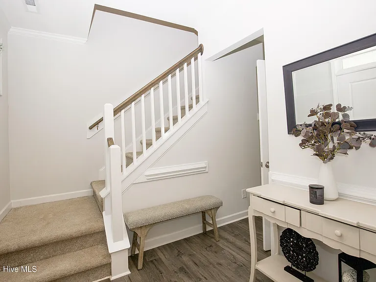 88 Kensington Dr — Photo 5