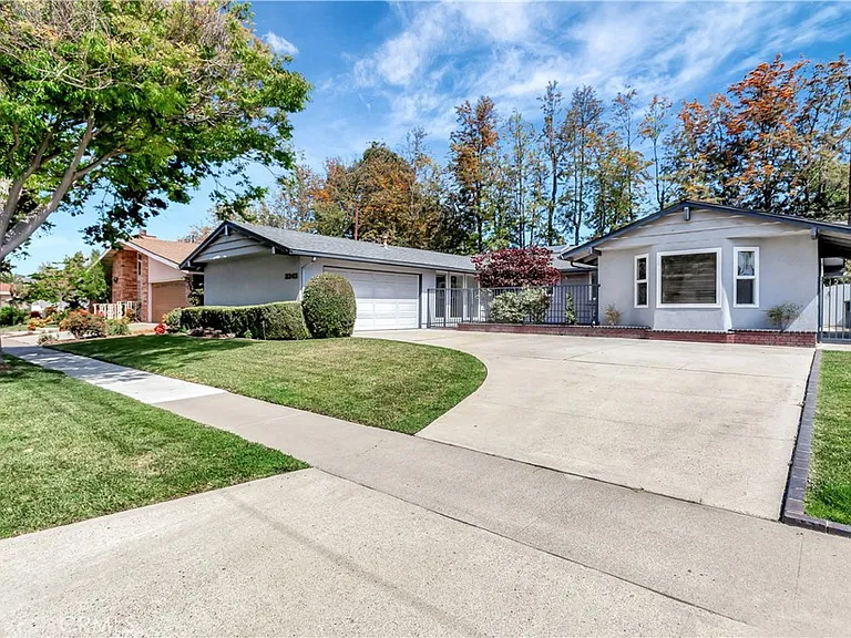 3242 Yellowtail Dr — Photo 19