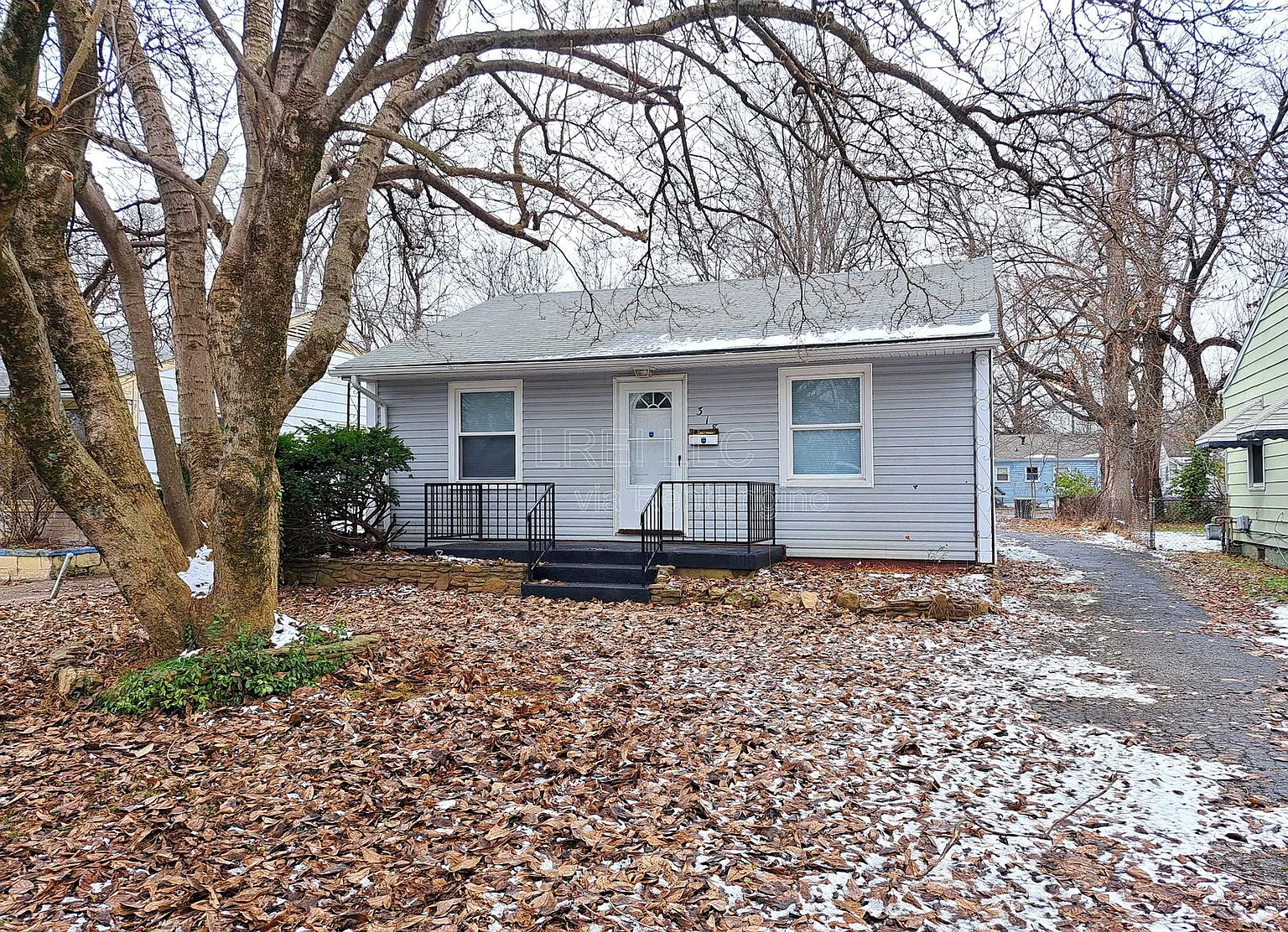 318 N 43rd St photo 1