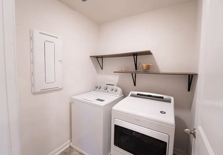 148 Benelli Dr — Photo 31