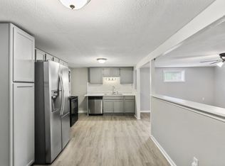 1110 E Walnut St, Independence, MO 64050