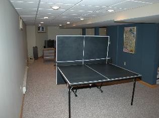 5 Primrose Ln, Flemington, NJ 08822