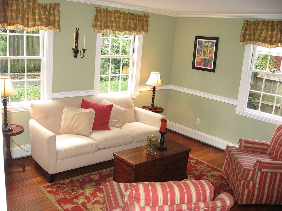 Cozy 1840's Colonial