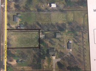 4688 N Eastman Rd, Midland, MI 48642