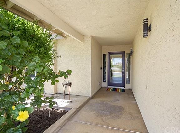 4th image of 27765 Hombria Dr