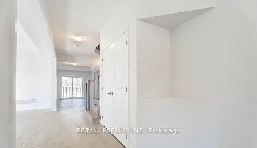 4 bed, $3,200 — Photo 4