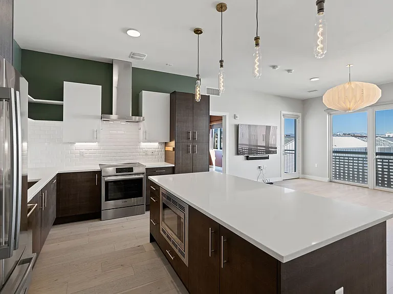 2525 Arapahoe St #301 — Photo 5