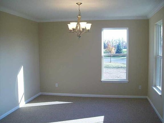 This photo is of the same model but in a different CalAtlant