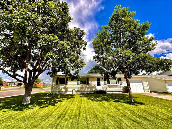 613 41st St N, Great Falls, MT 59405