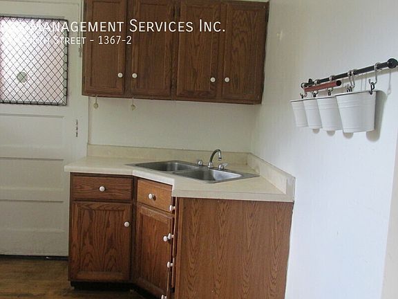 4th image of 1367 E 56th St Unit 2