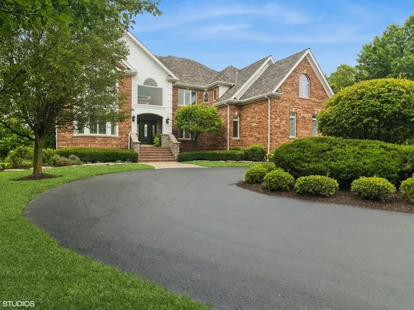 4589 Pamela Ct, Long Grove, IL 60047