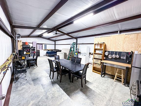 2nd image of 2821 County Road 1896