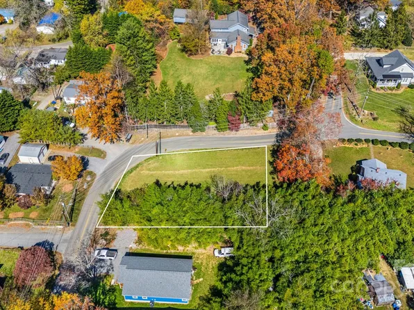 99999 Padgettown Rd, Black Mountain, NC 28711