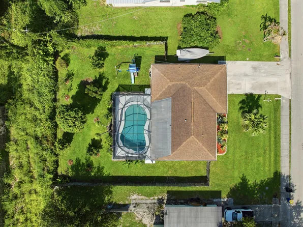 2268 SE Harrison St, Stuart, FL 34997