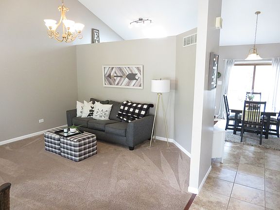 5th image of 501 Mooney Dr