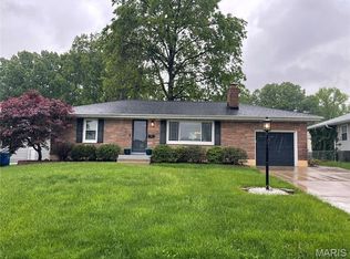 7716 General Sheridan Ln, Saint Louis, MO 63123