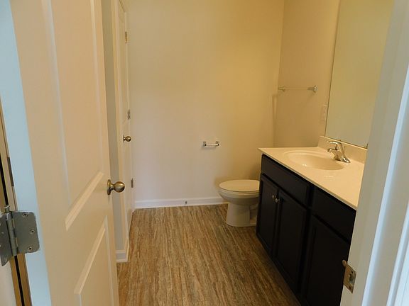 4th image of 2626 Gingham St