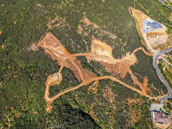 48 Hidden Meadow Cir, Murrieta, CA 92562